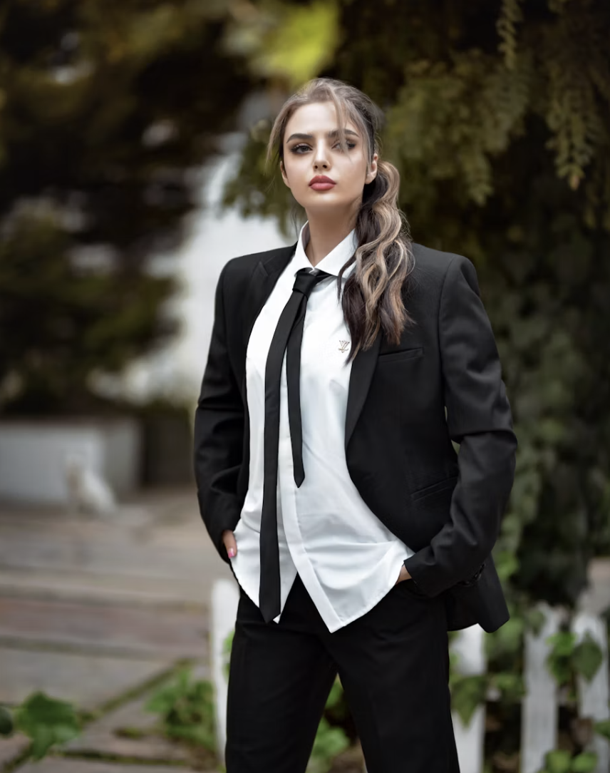 Levent Esmer Escort